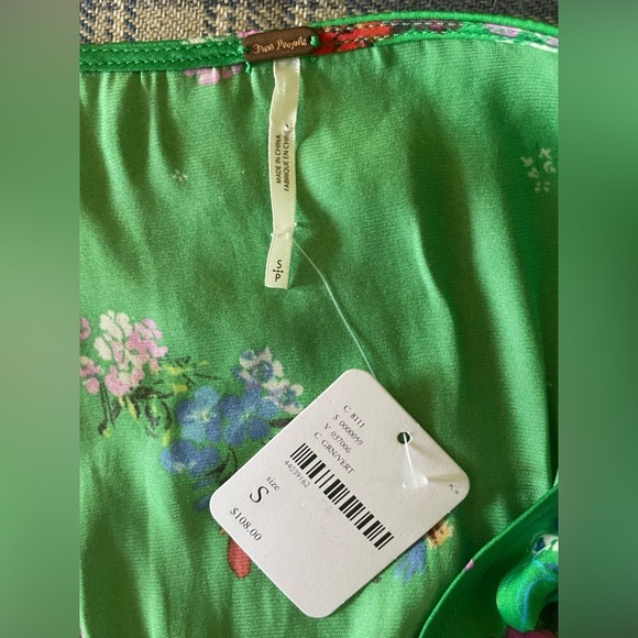 Free People Green Floral Retro Smocked Back Mini Dress with bell sleeves - Picture 3 of 4